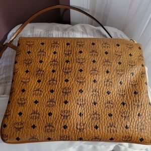 Mcm crossbody